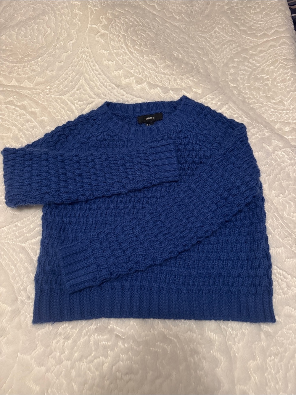Forever 21 Textured Crewneck Sweater in Bright Blue
